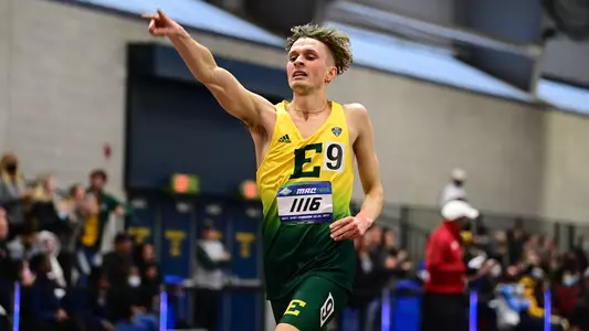 Baldvin Magnusson running at the 2022 Mid-American Conference Indoor Championships