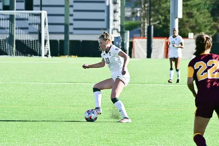 Maddie O'Farrell in action 2022