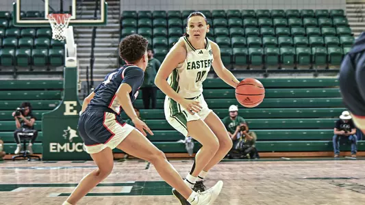 Olivia Westphal dribbling at home AgainsT UDM