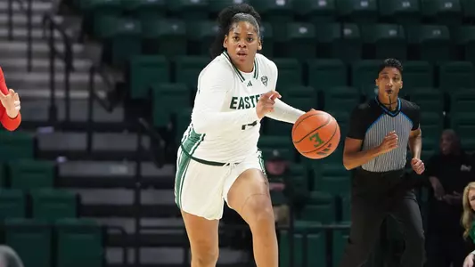 Kennedi Myles dribbling