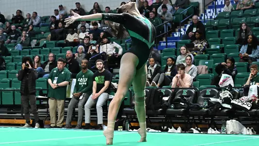 Trinity Macy performs on floor against BGSU