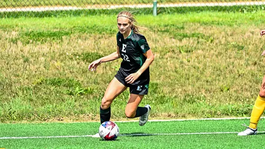 Maddi Cowburn in action vs. Valparaiso (Sept. 10, 2023)