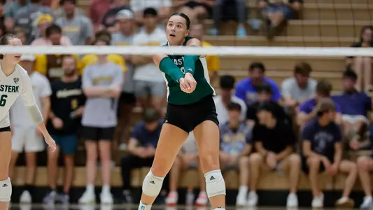 Callie_Minshew earning a dig