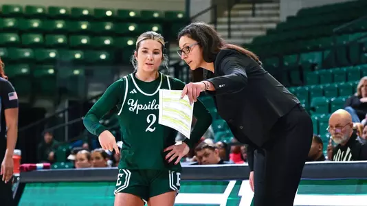 Sahar Nusseibeh talks with Mackenzie Amalia in game