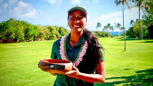 Jasmine Leovao holds her runner-up trophy from the Rainbow Wahine Invitational, Oct. 22, 2025, in Hawai'i