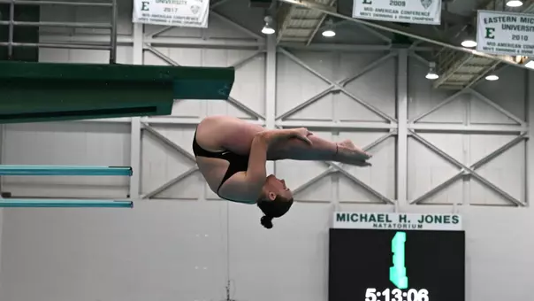 Swim and Dive Marnie Howard at Jones Natatorium