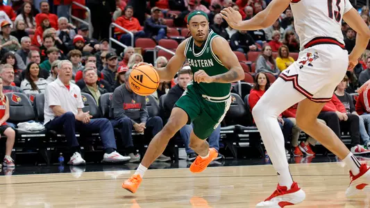 Braelon Green dribbling a basketball at Louisville, Nov. 24, 2025