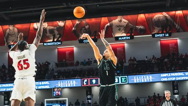 Mak Manciel shooting a basketball, Nov. 26, 2025