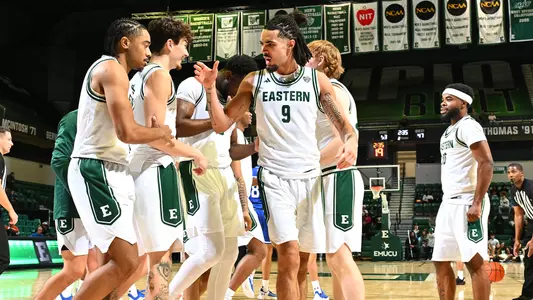 Addison Patterson celebrating with team