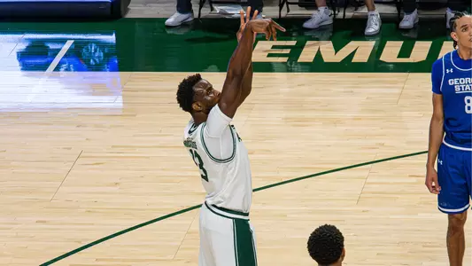 Godslove Nwabude shooting a free throw