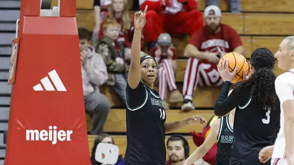 Sisi Eleko celebrates a change of possession at Indiana, Dec. 14, 2025