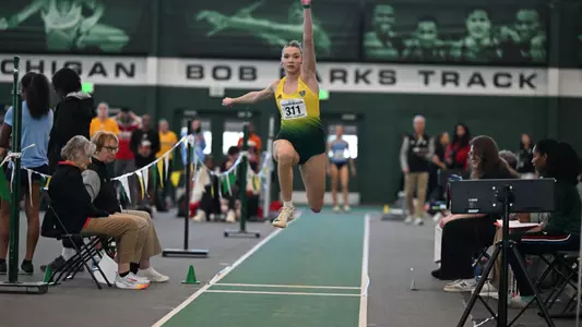 Track and Field Mariia Yelanska mid jump