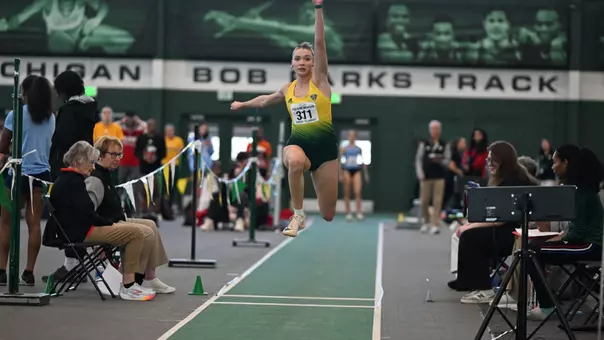 Track and Field Mariia Yelanska mid jump