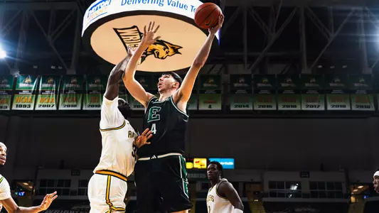 Mo Habhab shooting a basketball at Wright State, Dec. 22, 2025