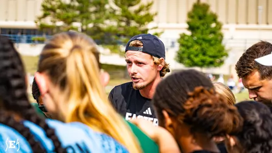 Zach Shuk Action Phot 2025-26