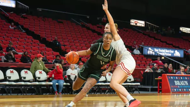 Sisi Eleko drives baseline at Miami, Jan. 14, 2025
