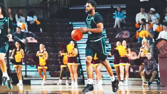Jon Sanders II dribbling a basketball at Central Michigan, Jan. 27, 2026
