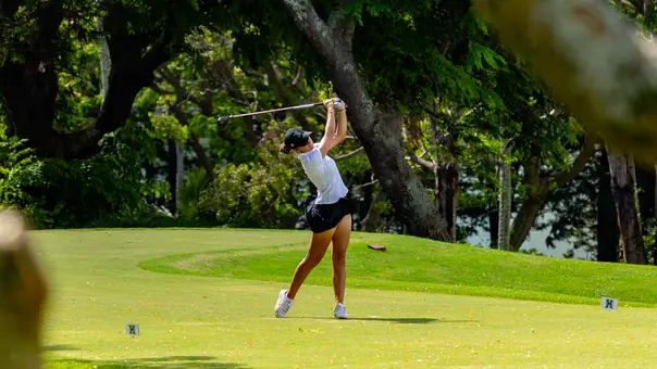 Laura Gorgees Baeta hits a drive at the Rainbow Wahine Invitational