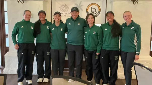 The women's golf team poses for a group picture after placing second at the Alice & John Wallace Invitational, Feb. 16, 2026