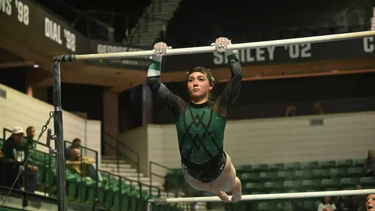 Gwendelyn Cantu doing bars at emu try, Jan 17th, 2026