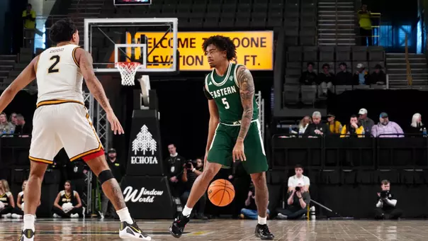 Braelon Green dribbling a basketball through his legs at Appalachian State, Feb. 7, 2026