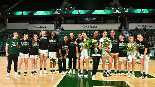 2026 Women's basketball team with the senior class before facing Ohio, March 4, 2026