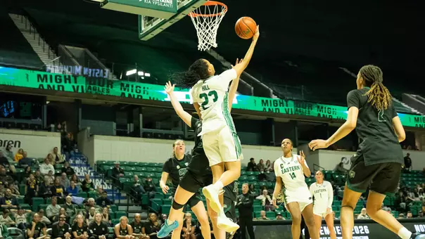 Peyton Hill attempts a reverse layup against Ojio, March 4, 2026