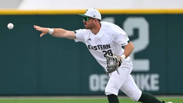 Ty Stecko tosses the baseball to second base to attempt to get a runner out against Washington at Oestrike Stadium, April 28, 2026
