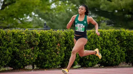 Uduak Udosoh running the 400m at the 2026 MAC Outdoor Championships