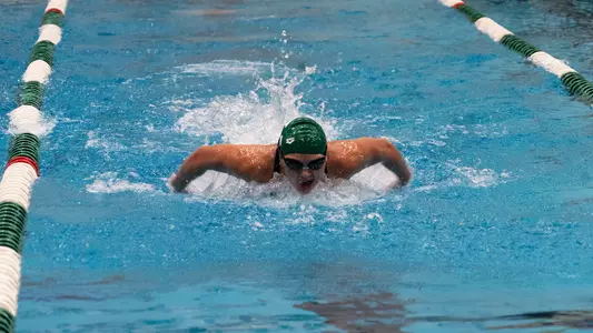 Amelia Jones swimming at the Eastern Classic Oct. 11, 2025