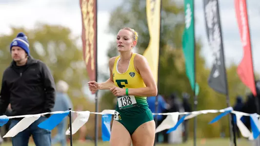 Sophie Emin running at the 2025 Cross Country Championships