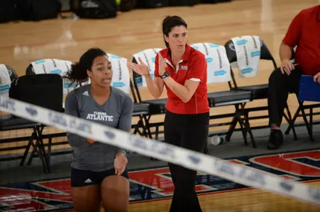 2015 FAU Volleyball vs Bethune-Cookman Fernanda Nelso