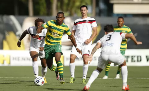 Former FAU player Darnell Kin