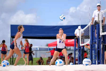 2017 FAU Beach Volleyball vs Webber International Julia Lewkowicz (22