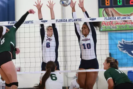 2017 FAU Women's Volleyball vs Stetson Abbi Reid (10), Jordan Yauch (6