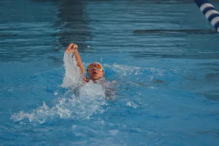 2017 FAU Men's & Women's Swimming Photo Day