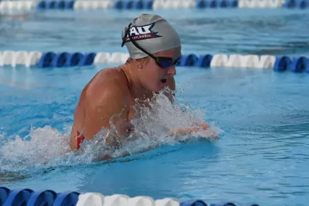 2017 FAU Men's & Women's Swimming Photo Day