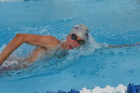 2017 FAU Men's & Women's Swimming Photo Day