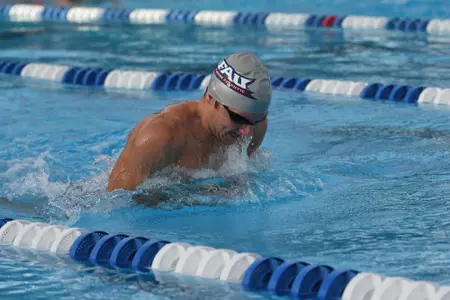 2017 FAU Men's & Women's Swimming Photo Day