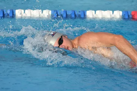 2017 FAU Men's & Women's Swimming Photo Day