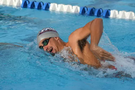 2017 FAU Men's & Women's Swimming Photo Day