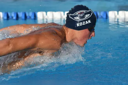 2017 FAU Men's & Women's Swimming Photo Day