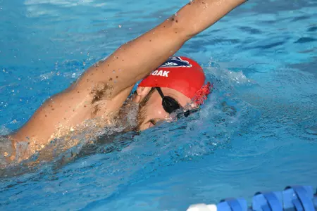 2017 FAU Men's & Women's Swimming Photo Day