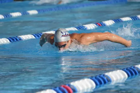 2017 FAU Men's & Women's Swimming Photo Day