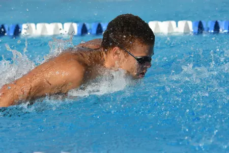 2017 FAU Men's & Women's Swimming Photo Day