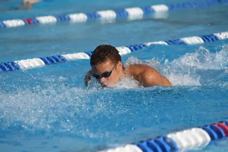 2017 FAU Men's & Women's Swimming Photo Day
