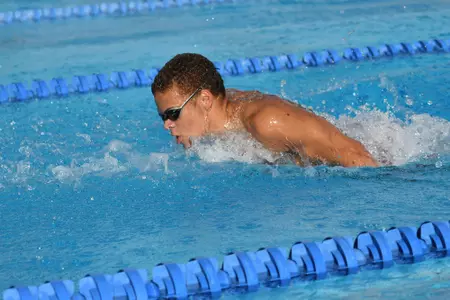 2017 FAU Men's & Women's Swimming Photo Day