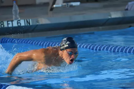 2019 FAU Swimming Photo Day