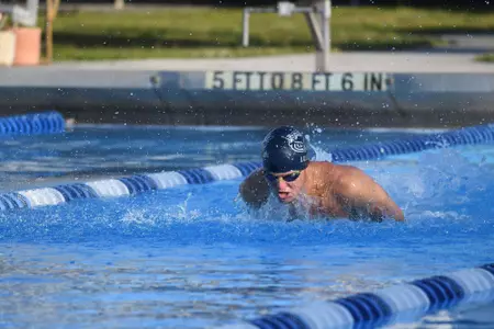 2019 FAU Swimming Photo Day
