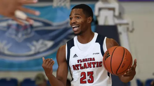 Richardson Maitre vs. FIT